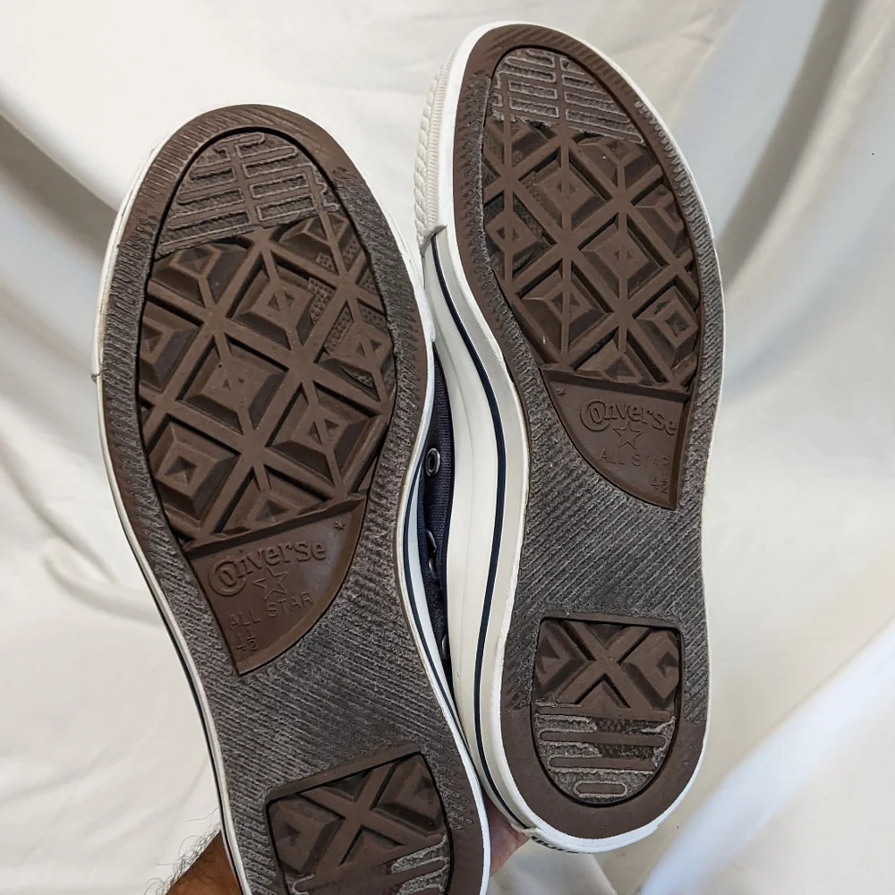 Converse - Picture 7 of 7